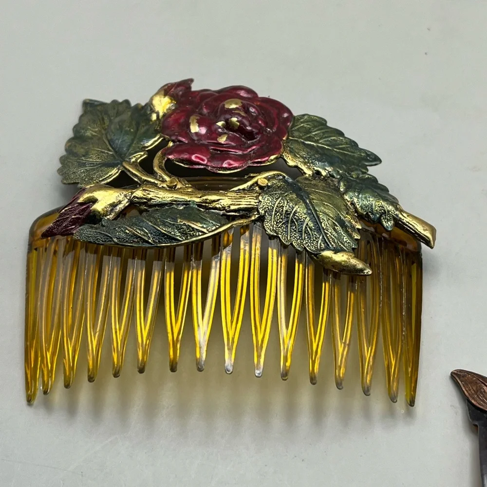 Elegant Vintage Floral and Bird Hair Comb Set